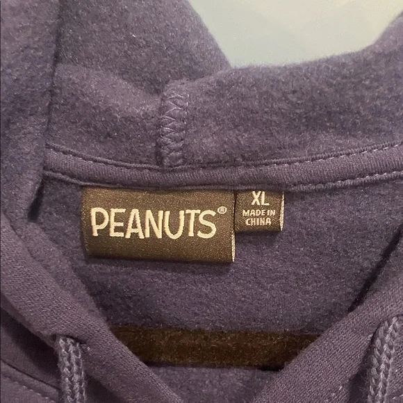 Peanuts Dark Blue Hoodie with Snoopy Basketball Design, XL, EUC - Picture 2 of 11